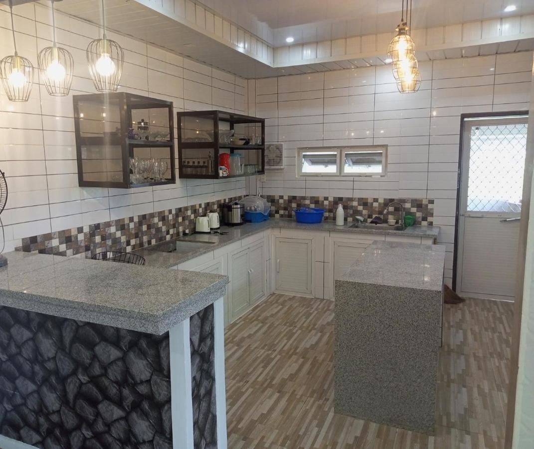 Villa Casa Camba, Barangay Bued อลามินอส ภายนอก รูปภาพ